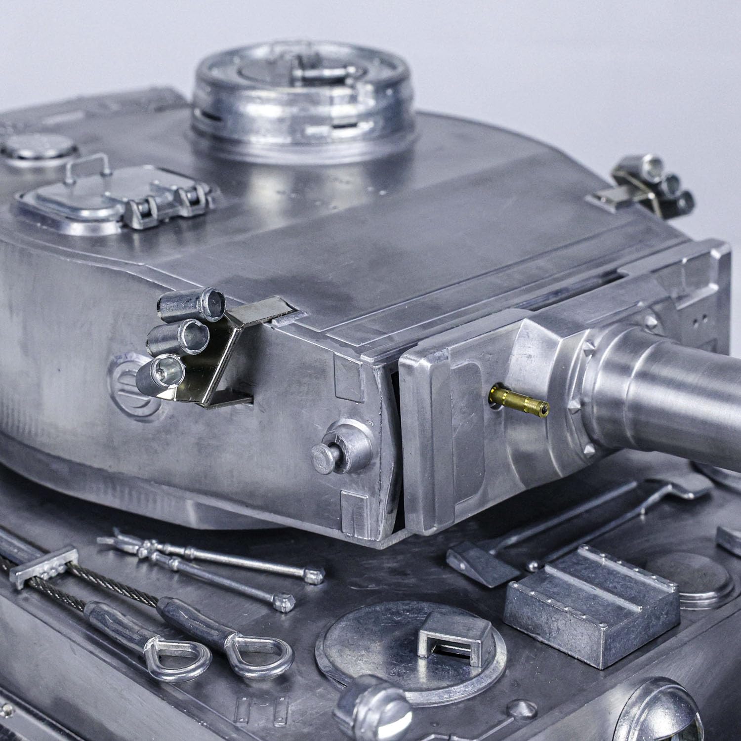 Amazon.co.jp: 1/16 Mato ほぼフルメタルRCタンク 1220